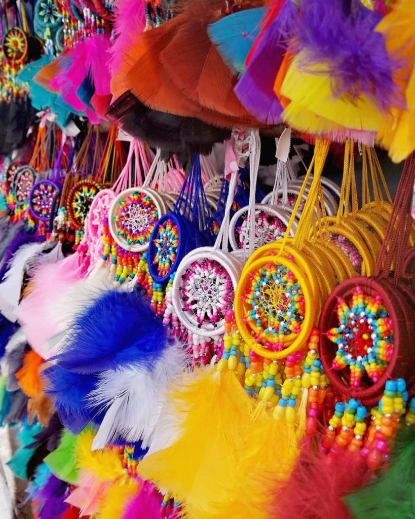 Trh v Otavalo - lapač snů