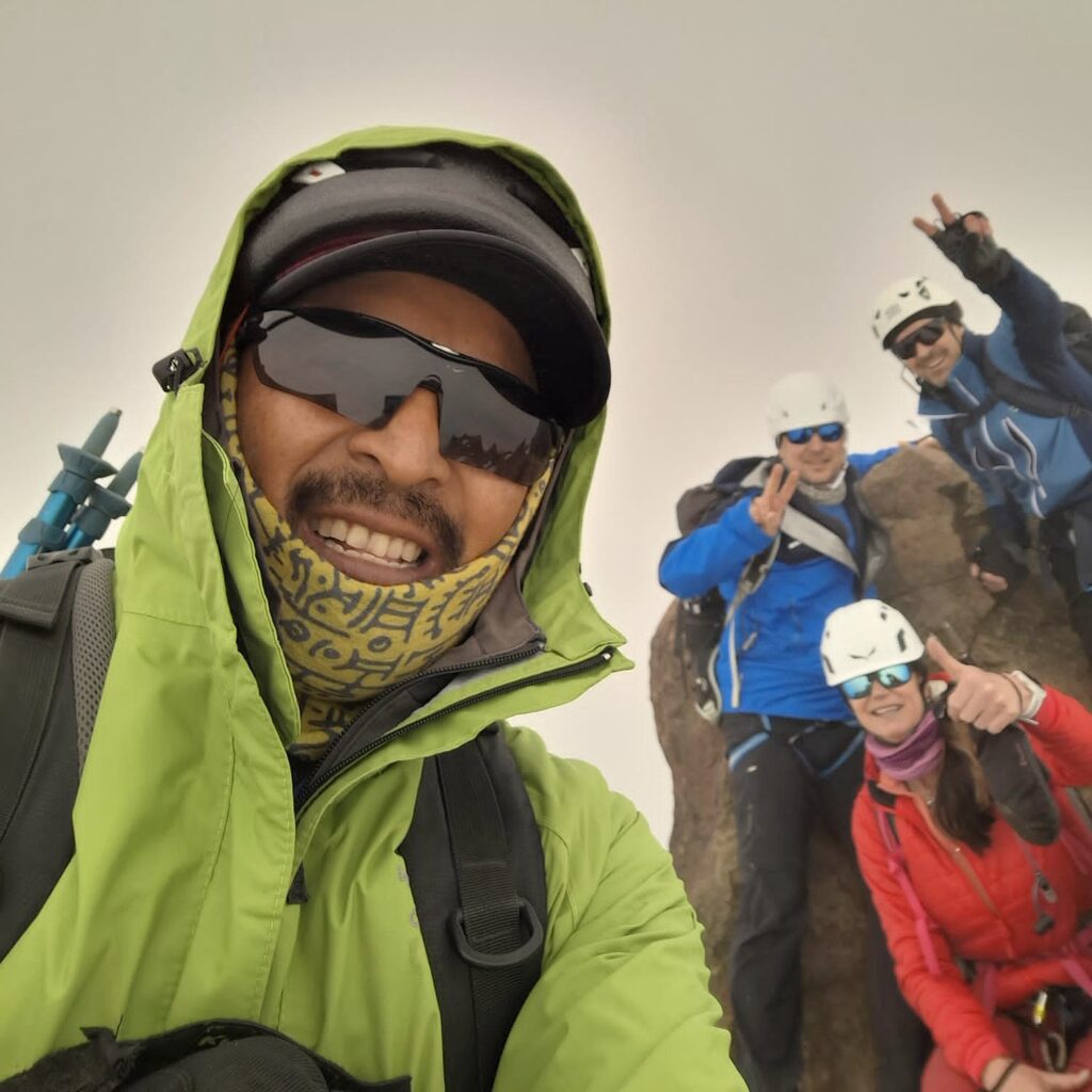 Na naše zkušené průvodce se můžete v horách spolehnout